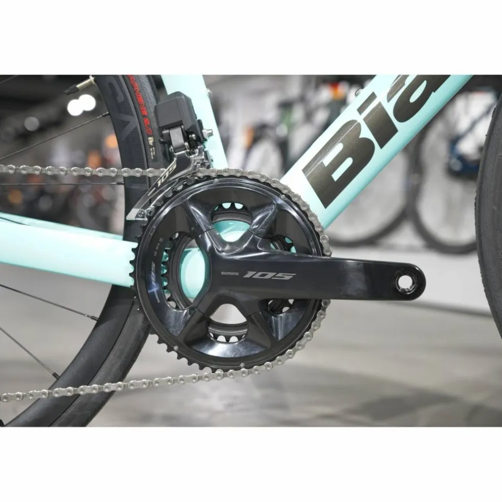 Bianchi Oltre Race 105 Di2 2027