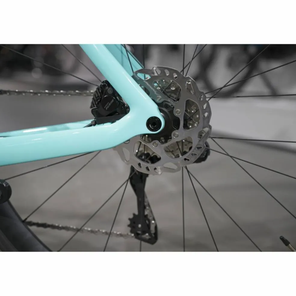 Bianchi Oltre Race 105 Di2 2027