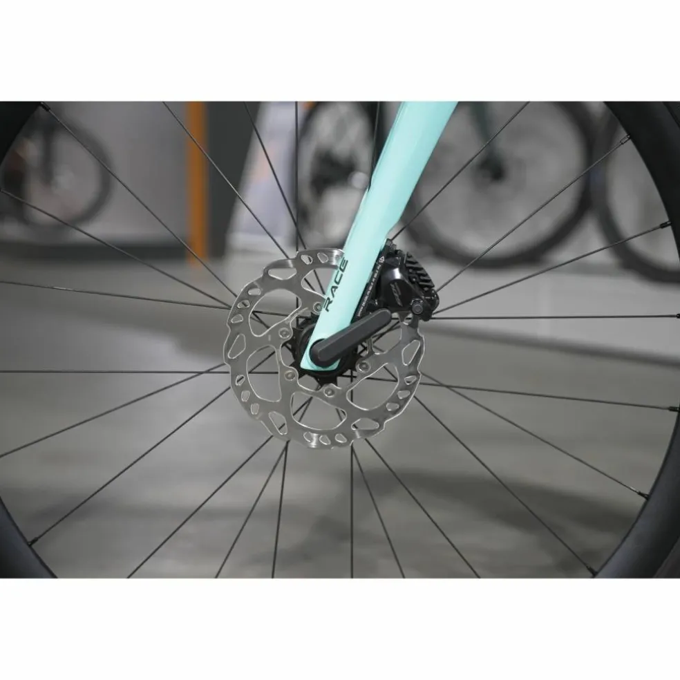 Bianchi Oltre Race 105 Di2 2027