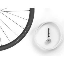 Bontrager Aeolus Pro 37 TLR Disc Racefiets Wielset