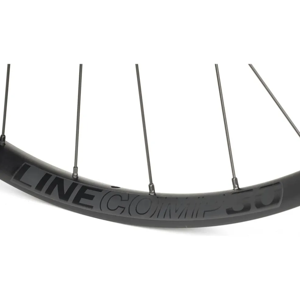 Bontrager Line Comp 30 TLR Boost MTB Achterwiel