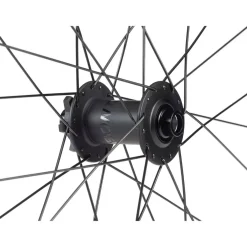 Bontrager Line Comp 30 TLR Boost MTB Voorwiel Outlet