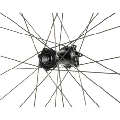 Bontrager Line Pro 30 TLR Boost MTB Voorwiel