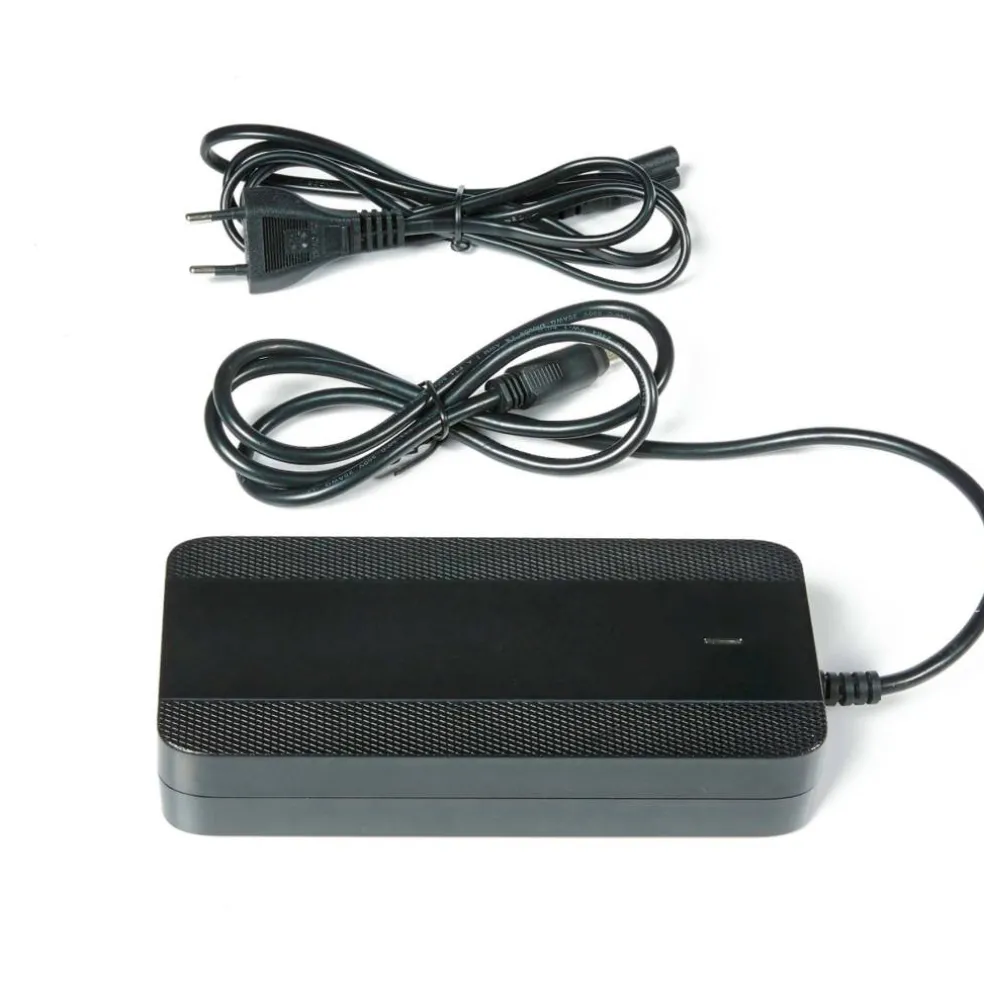 Cortina Sport Drive 4A Oplader