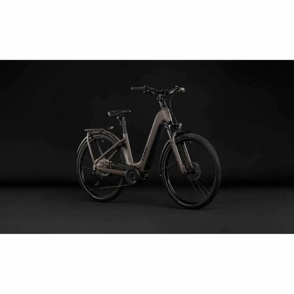 CUBE Kathmandu Hybrid One 800 2027