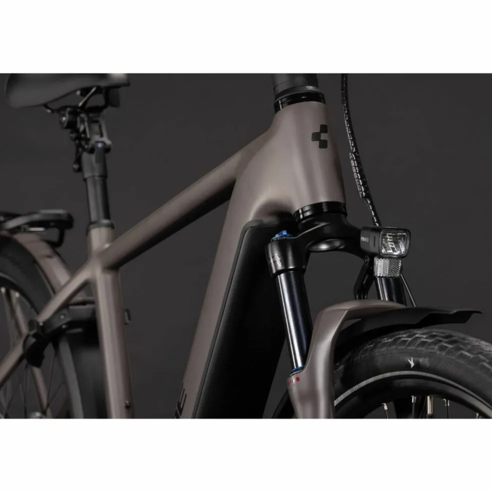 CUBE Kathmandu Hybrid One 800 2027