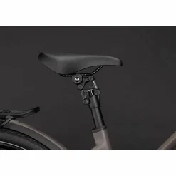 CUBE Kathmandu Hybrid One 800 2027