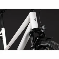 CUBE Kathmandu Pro 2027