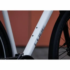 CUBE Kathmandu Pro 2027