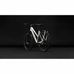 CUBE Kathmandu Pro 2027