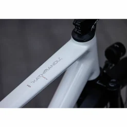 CUBE Kathmandu Pro 2027
