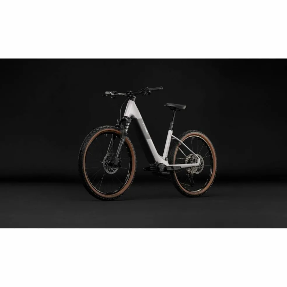 CUBE Reaction Hybrid Pro 800 2027