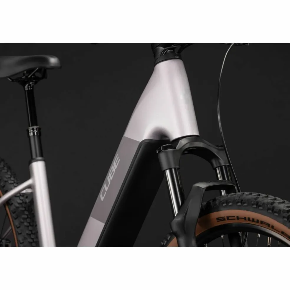 CUBE Reaction Hybrid Pro 800 2027