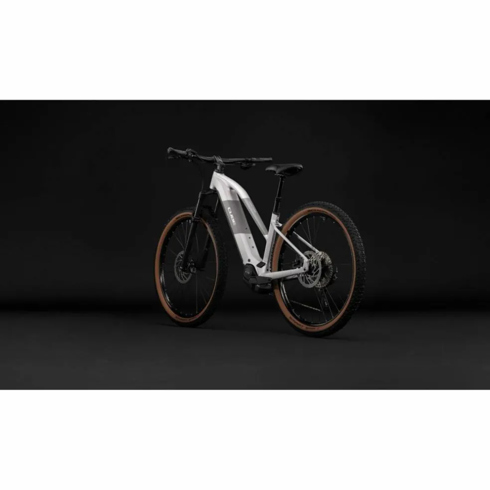 CUBE Reaction Hybrid Pro 800 2027
