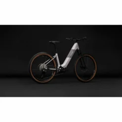CUBE Reaction Hybrid Pro 800 2027