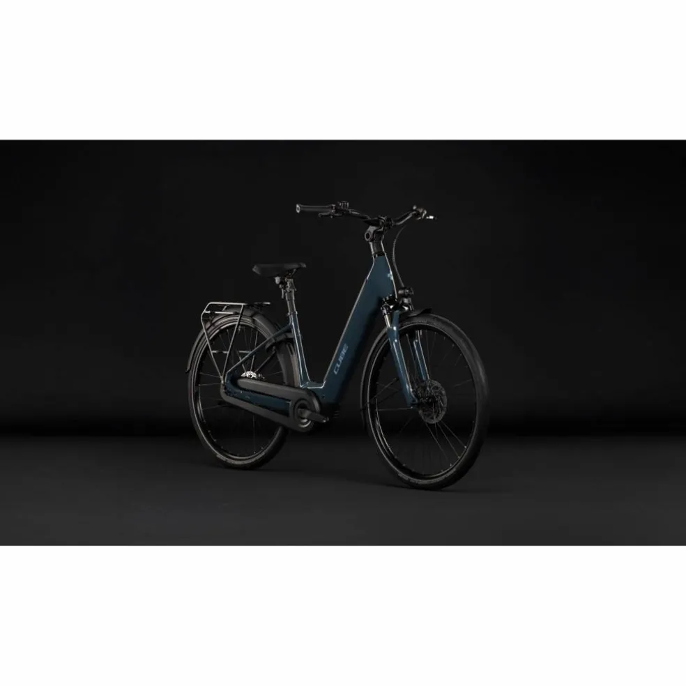 CUBE Supreme Hybrid Comfort One 600 2027
