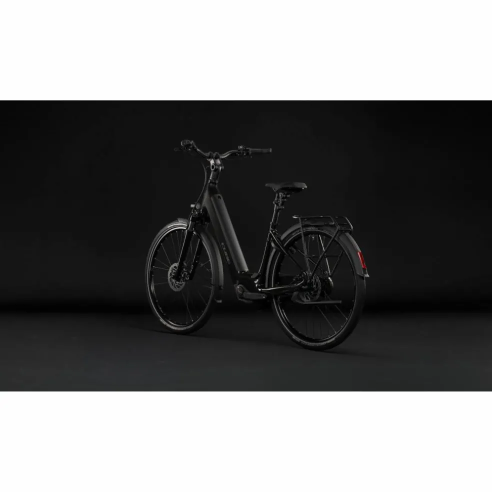 CUBE Supreme Hybrid Comfort One 600 2027