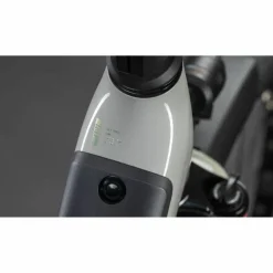 CUBE Supreme Hybrid Deluxe One 2026