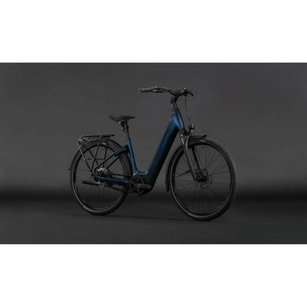 CUBE Supreme Hybrid Deluxe One 2026