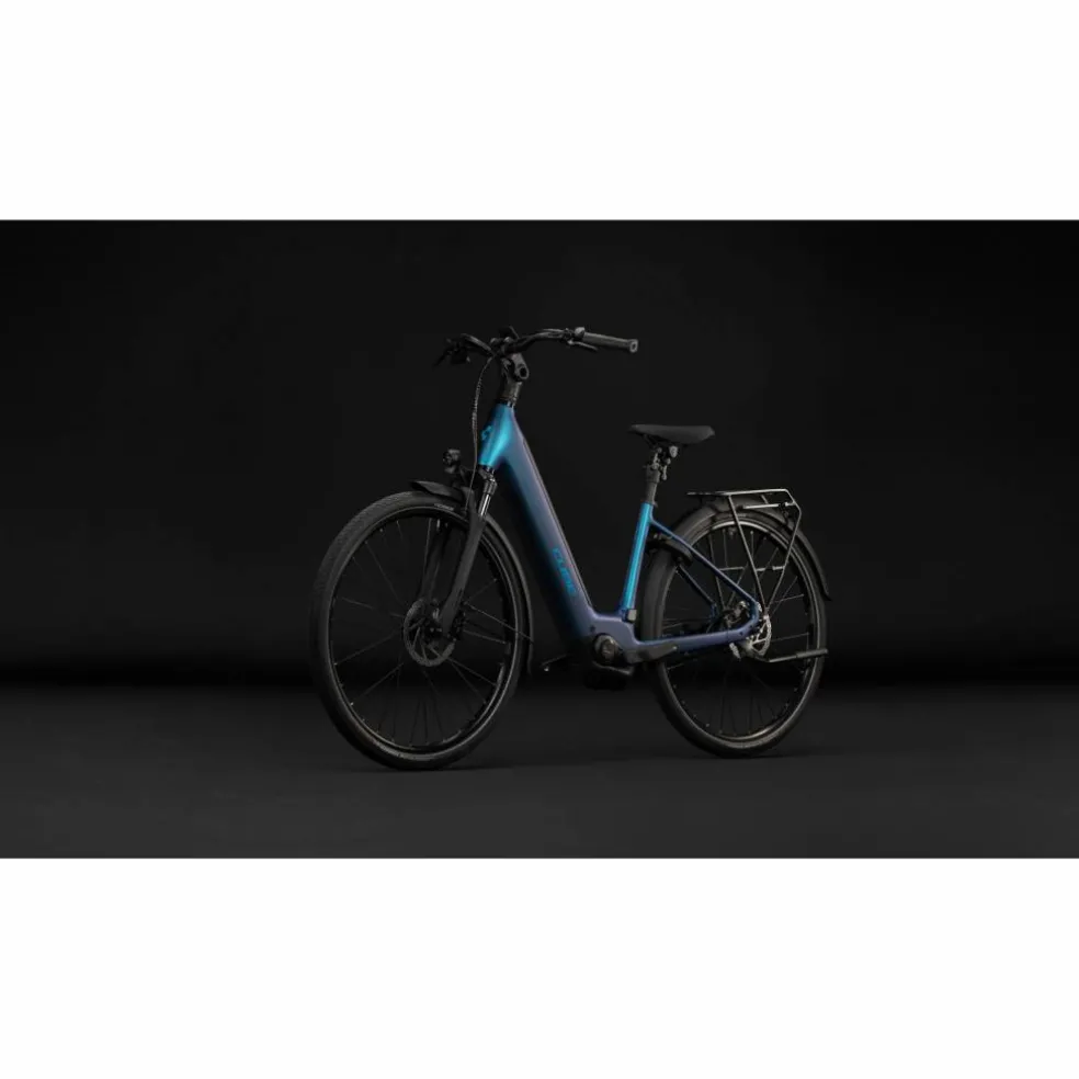 CUBE Supreme Hybrid Deluxe Pro 600 2027