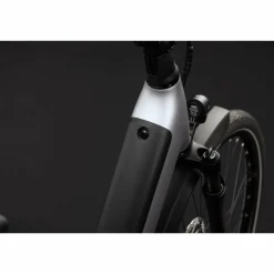 CUBE Supreme Hybrid Deluxe Pro 600 2027