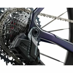 Giant Revolt Advanced SL 2 2027