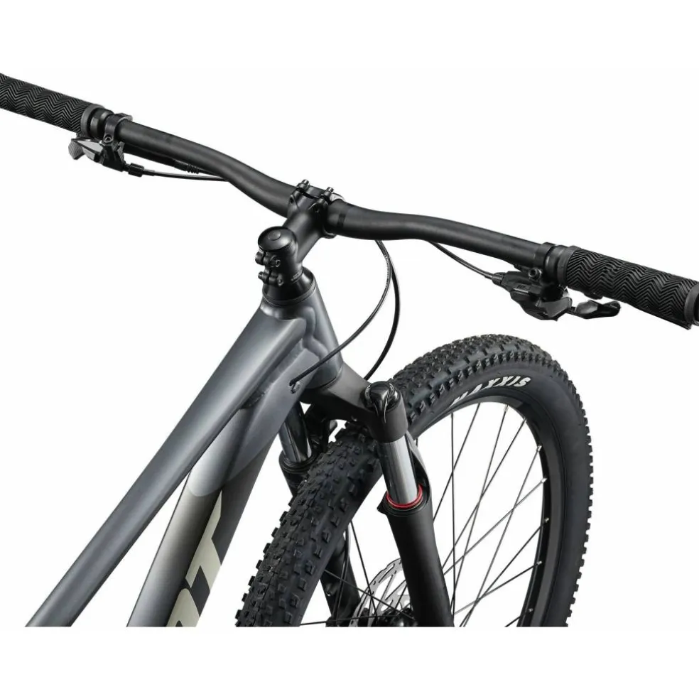 Giant Talon 1 2026