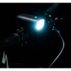 Lezyne Micro Drive Pro 1000+ Voorlicht