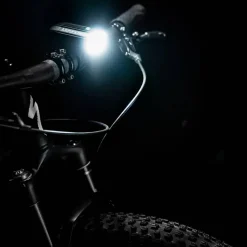 Lezyne Micro Drive Pro 1000+ Voorlicht