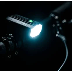 Lezyne Micro Drive 800+ Voorlicht