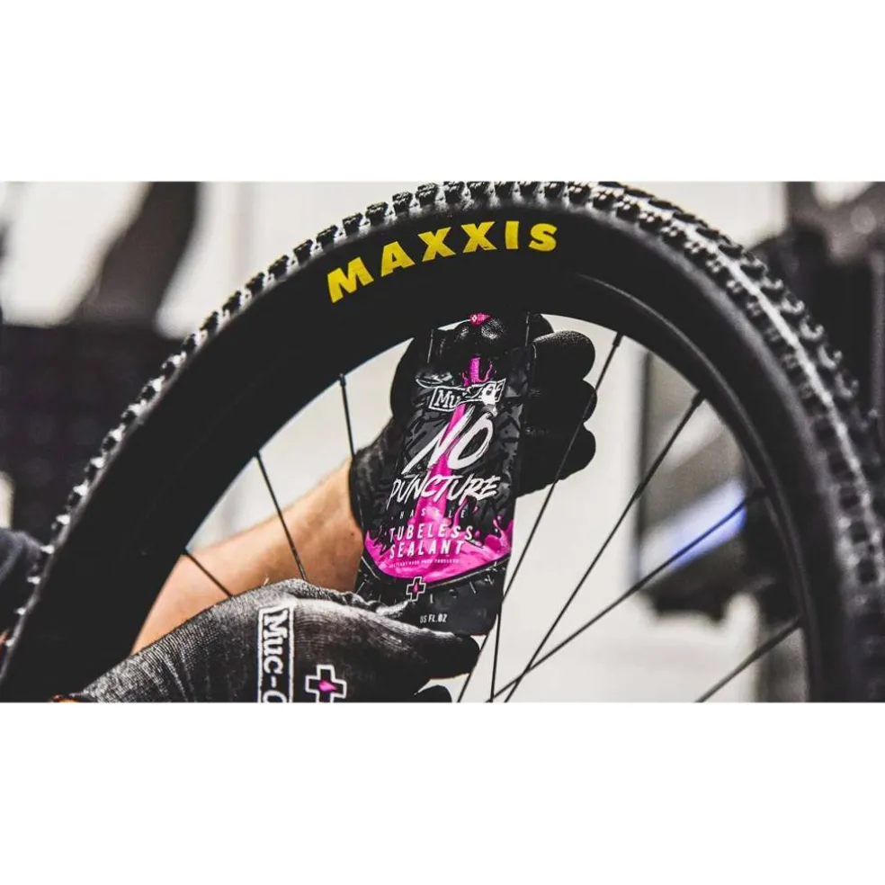 Muc-Off Ultimate Tubeless Setup Kit