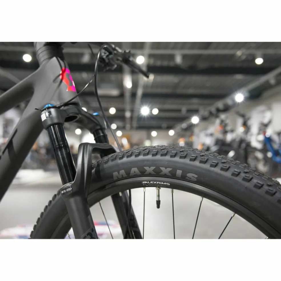 SCOTT Scale 910 2026