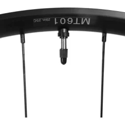 Shimano MT601 Disc MTB Wielset