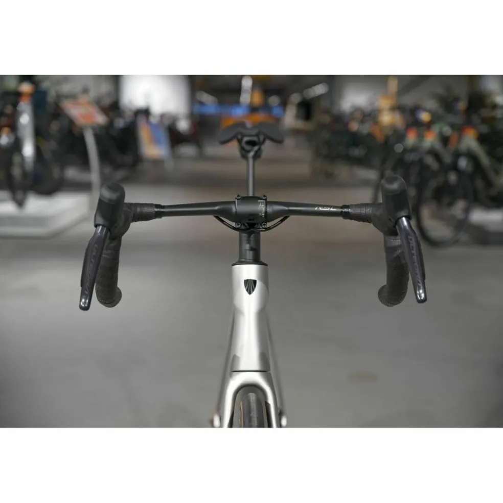 Trek Madone SL 7 Gen 8 2025