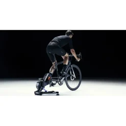 Wahoo KICKR V6 Power Fietstrainer met Zwift Cog & Click